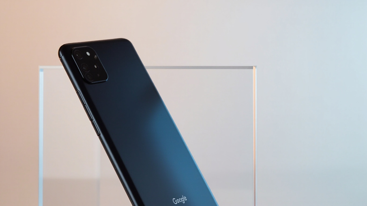 Verdict split-screen infographic: OnePlus 13 vs Pixel 10 Pro summary card